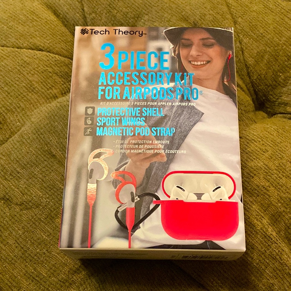 New in box Tech Theory 3-piece accessory kit for Apple AirPods Pro. 💗Pink💗